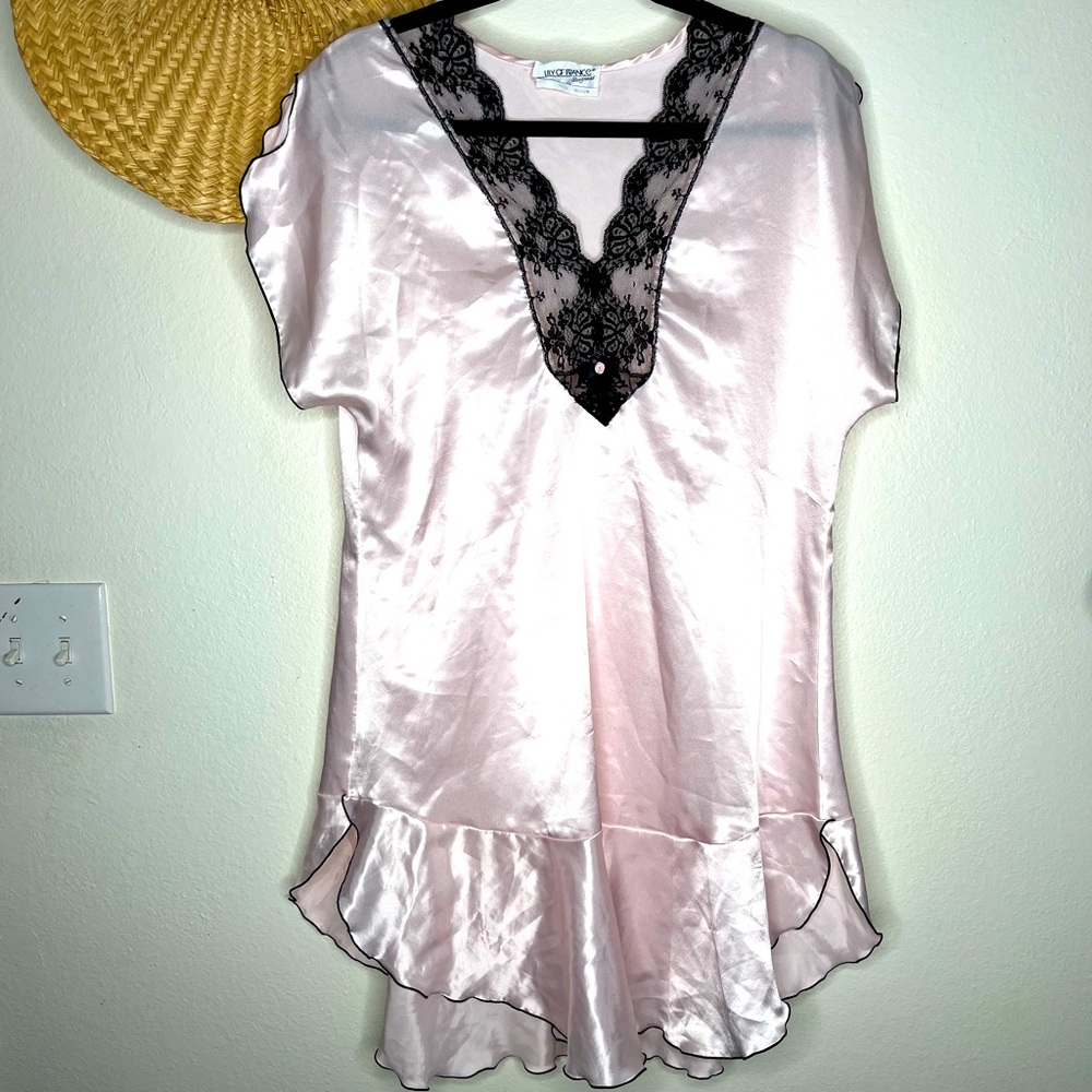 Vintage Lilly of the France Slip